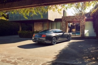 New Ford Mustang V8 GT